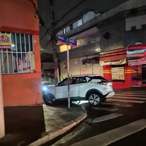 Atenção Vila Formosa - Acidente com carro em fuga e colisão no poste na Avenida Renata com a Rua Carlito